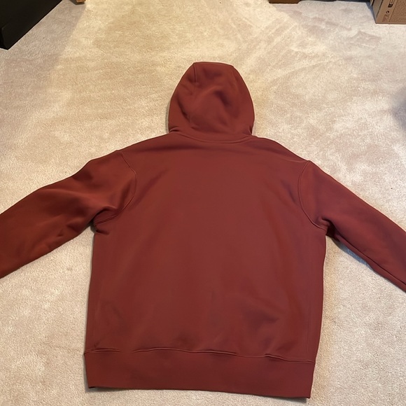 Nike Men's burgundy Hoodie - Picture 8 of 8